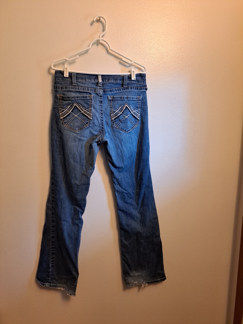 Ariat Real Denim Medium Blue Women's Bootcut Jeans with Embroidered Pockets